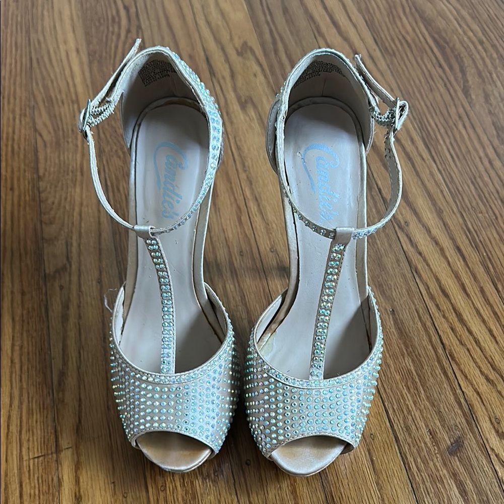 Candie's Cream Tan 5 Inches Heels Open Design Straps